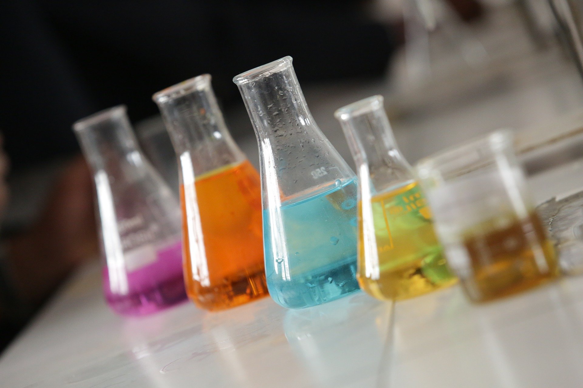 chemistry-gec4d755a2_1920